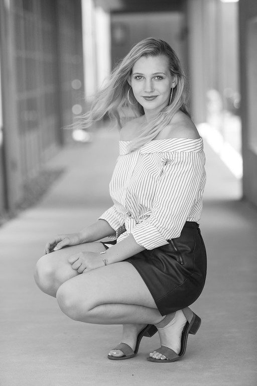 Editorial-style headshot with directional natural light in Austin, Texas (vertical frame 40, variation 5)