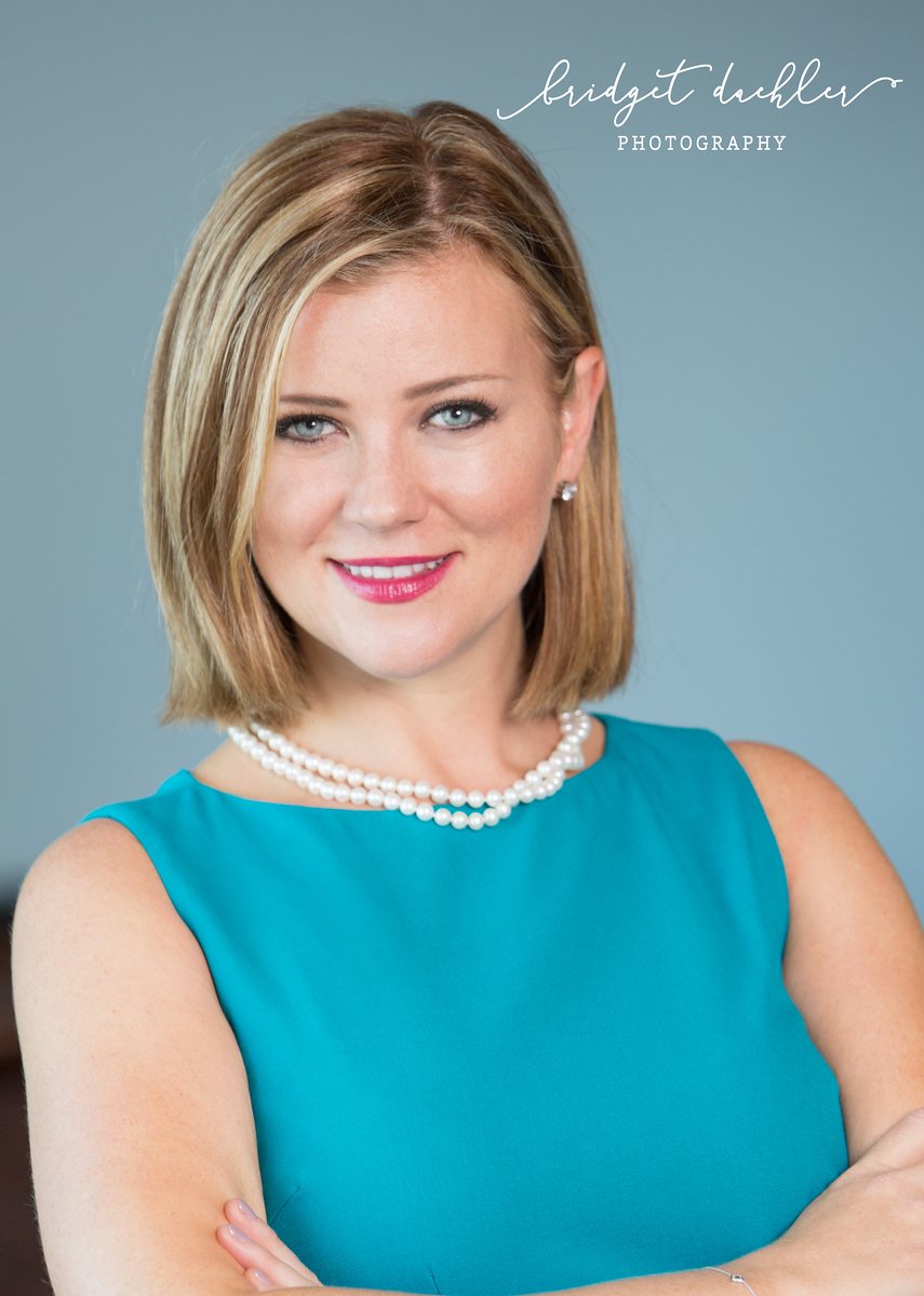 LinkedIn-style professional headshot in natural light, Austin, Texas (vertical frame 4)