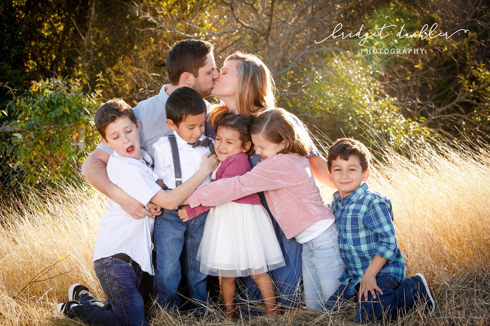 Quiet family portrait moment in warm natural light near Austin, Texas (horizontal frame 20, variation 2)