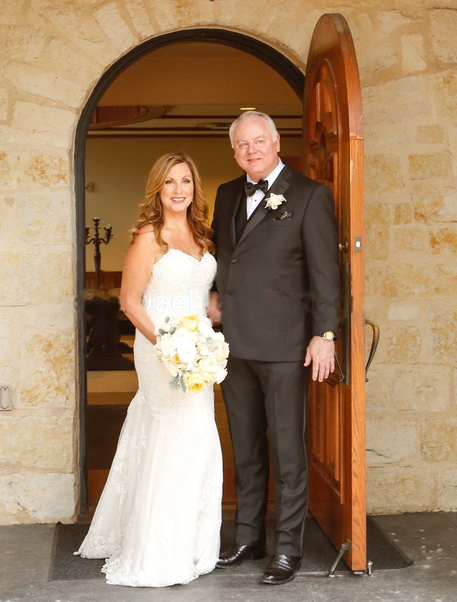 Wedding photograph from a Texas Hill Country celebration near Austin (vertical frame 29, variation 8)